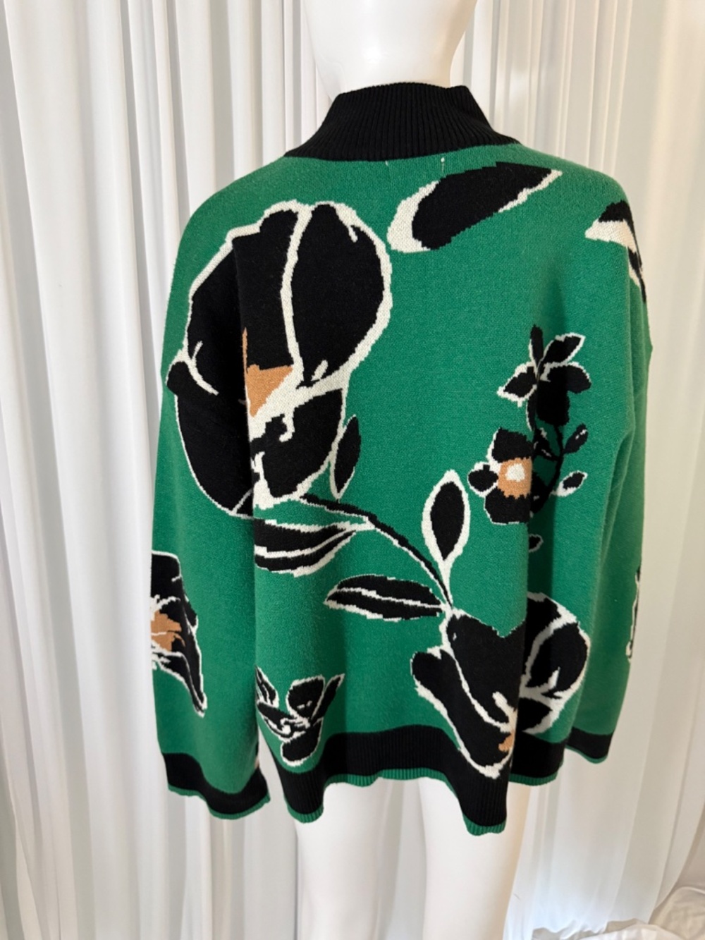 Sugarlips Carrey Floral Quarter Zip Sweater Green Black XL NWOT - Picture 7 of 16